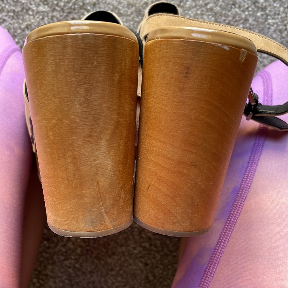 Robert Clergerie Suede Tassel Platform Wooden Sandals - Picture 7 of 16